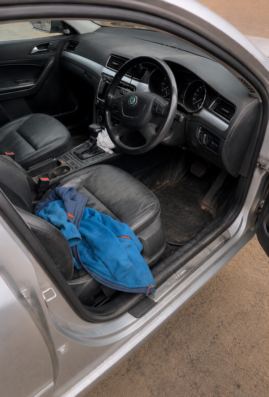 Skoda before detail, dirtiest condition